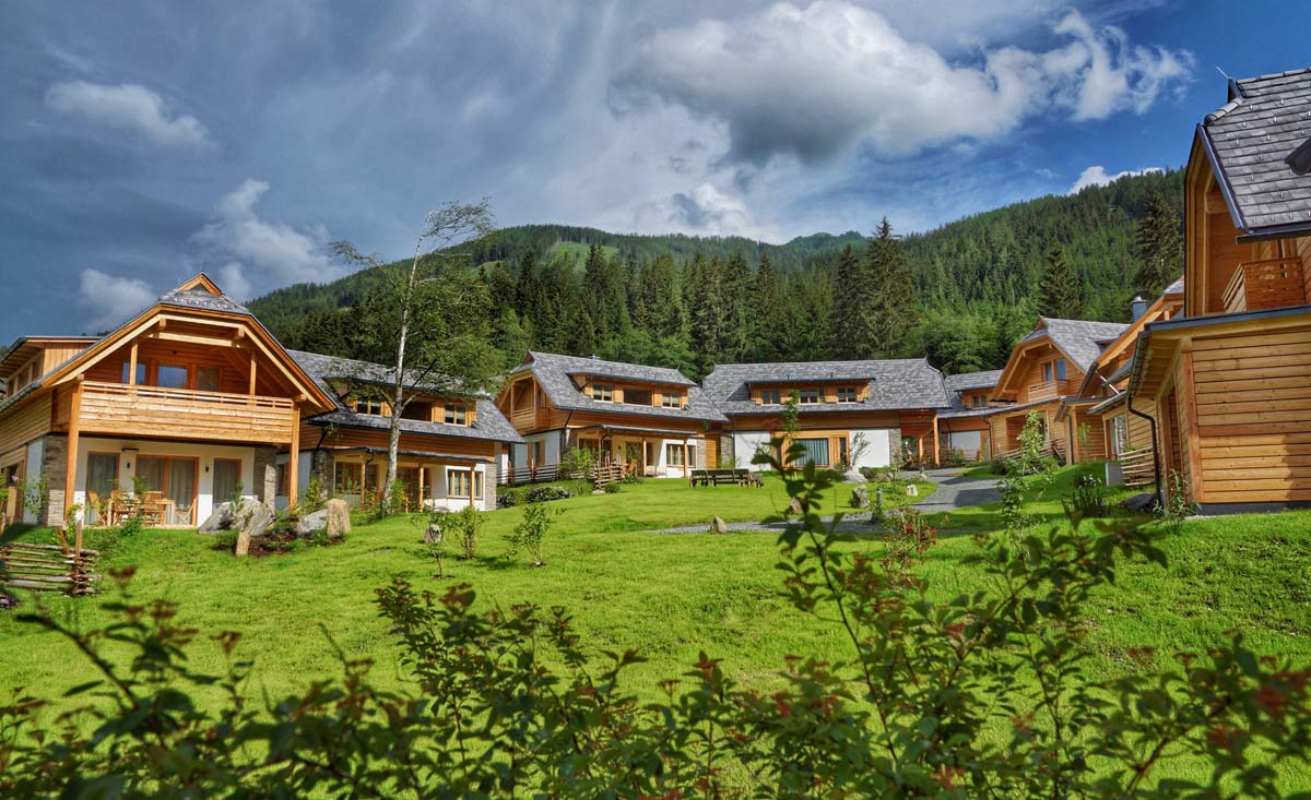 Trattlerhof in Bad Kleinkirchheim: Die neuen Hof-Chalets & wir